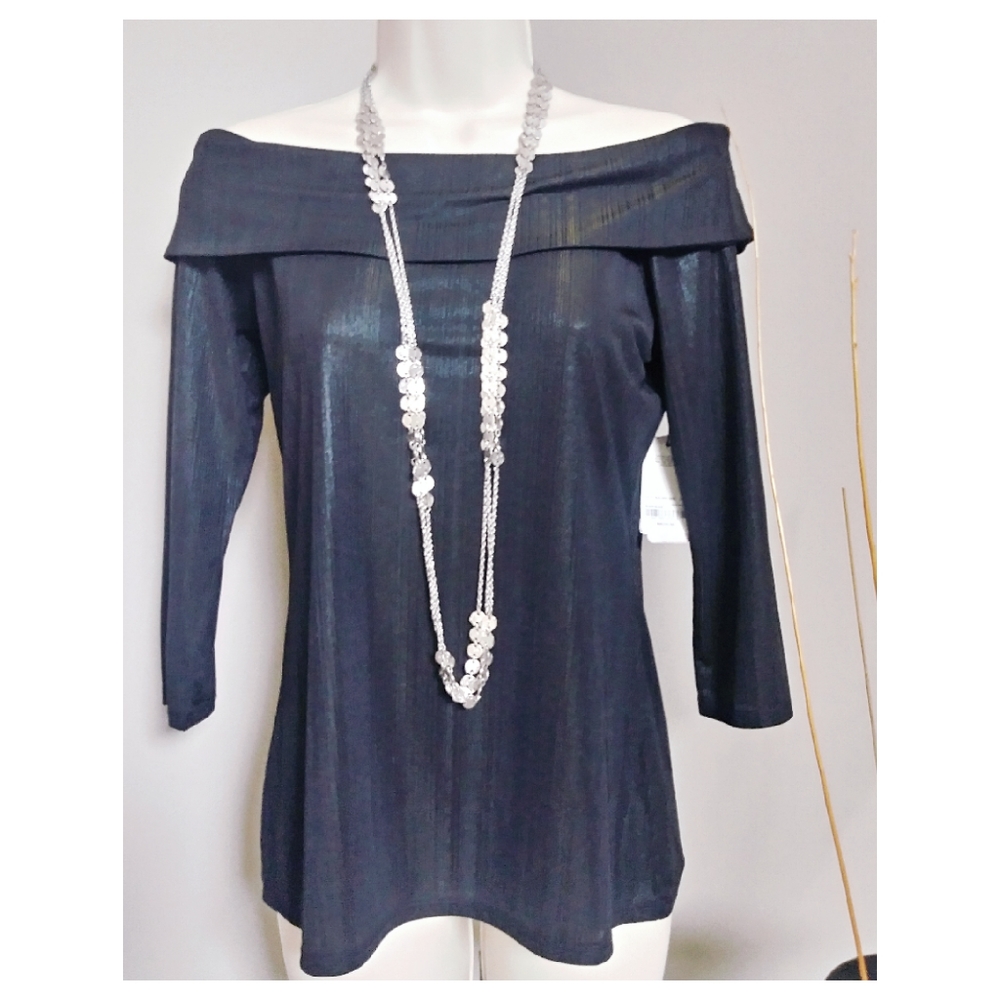 City Streets Black‎ Off Shoulder Top Med